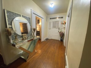 Interior - Beautifully furnished entire first floor home (Pikesville)