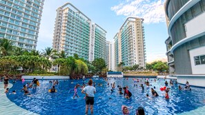 Apartment | Pool | Indoor pool - Stunning 1-bed Apartment in Paranaque (Parañaque)