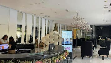 Apartment | Lobby