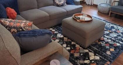 Centrally located retreat in Massanutten Resort. Hot tub and game room!