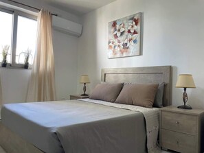 2 室のベッドルーム、アイロン / アイロン台、WiFi、ベッドシーツ