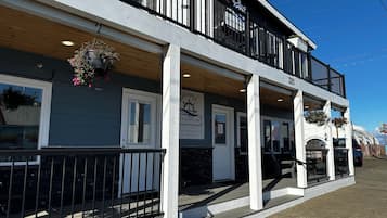 Fachada de la propiedad