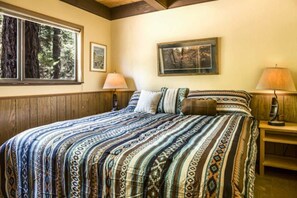 3 quartos, ferros/tábuas de passar roupa, Wi-Fi, roupa de cama