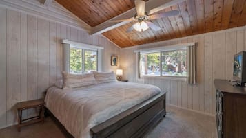 4 chambres, fer et planche à repasser, Wi-Fi, draps fournis