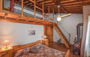 5 bedrooms, free WiFi - Lovely home in Lamporecchio with WiFi (Lamporecchio)