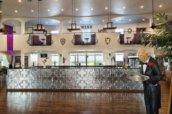 Bar (on property) - The Bentley Hotel - Sinatra Room - Hill Country View (Johnson City)