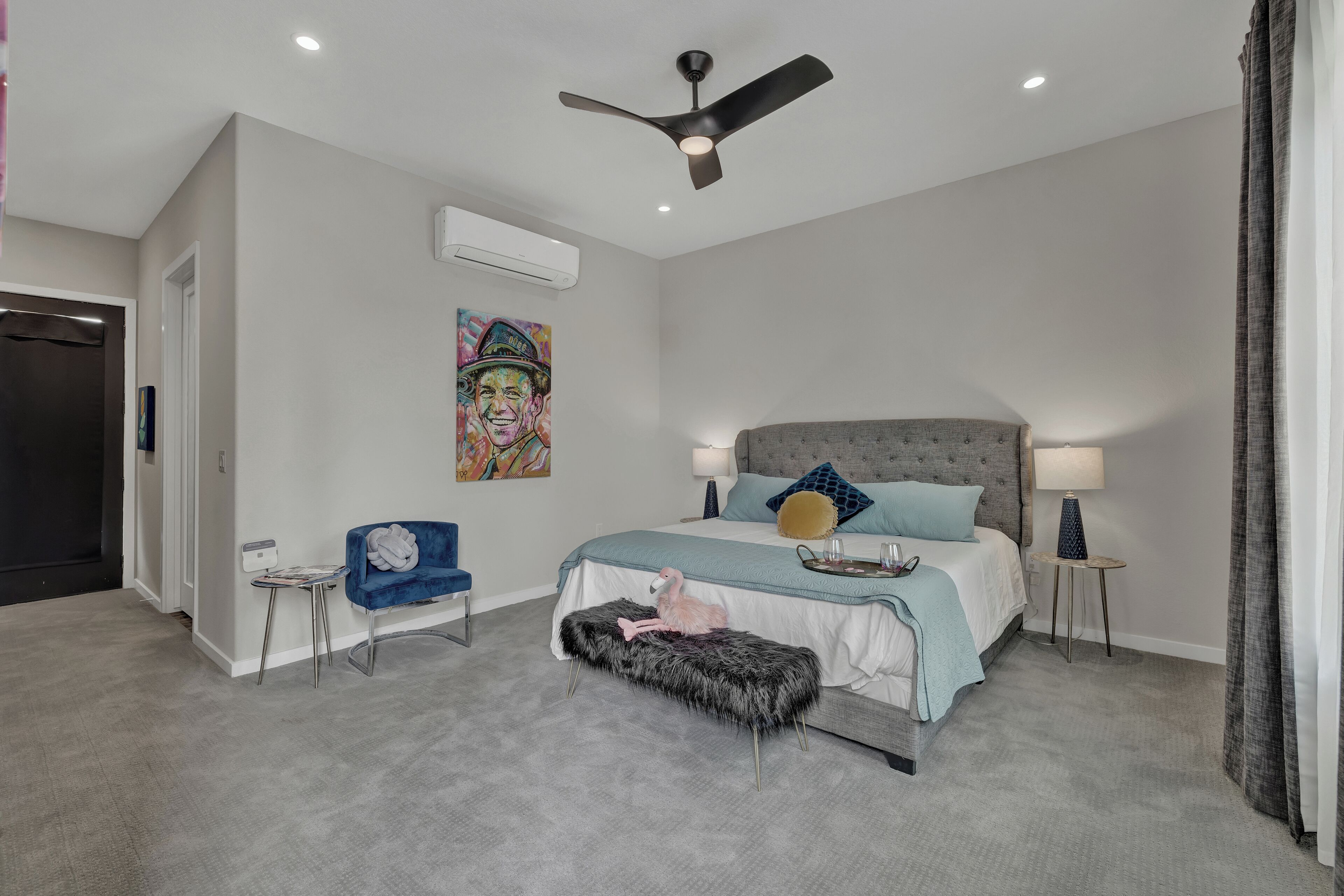 1 chambre, décoration personnalisée, ameublement personnalisé