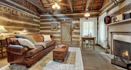 Town Creek Cabin Walk to Main St
