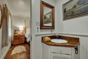 Cabin, 1 Queen Bed, Patio, Garden View (217 Mistletoe St) | Bathroom | Towels - Town Creek Cabin Walk to Main St (Fredericksburg)