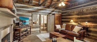 Town Creek Cabin Walk to Main St
