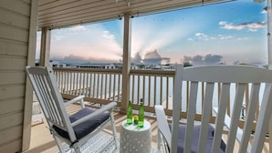 Kondominium, Beberapa Tempat Tidur, patio (1100 The Cape #701) | Teras/patio