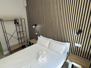 1 sovrum, strykjÀrn/strykbrÀda, gratis wi-fi och sÀngklÀder
