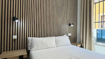 1 slaapkamer, een strijkplank/strijkijzer, reisbedje, gratis wifi