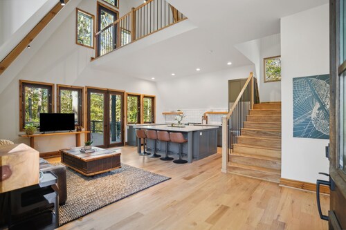 Canton Cabin Get A-way