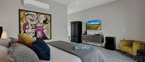 Room, 1 King Bed, Pool Access, Pool View | 1 bedroom, individually decorated, individually furnished, free WiFi