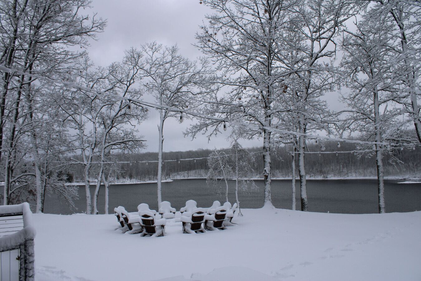 المنطقة المحيطة بالمنشأة