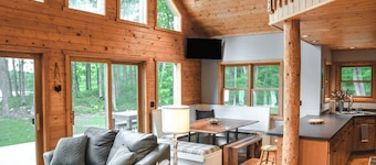 Nick Lake Lodge at Schliesmann Estates