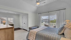 Huvila (5 Bedrooms) | 5 makuuhuonetta, työpöytä, silitysrauta/-lauta, vuodevaatteet