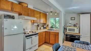 Rumah (2 Bedrooms) | Interior