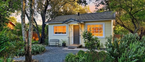 House (2 Bedrooms) | Front of property