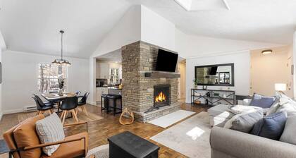 Birchwood by Avantstay Game Room + Lake Access