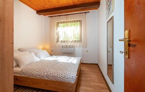 2 bedrooms, free WiFi - 2 bedroom lovely apartment in Krusevo (Krusevo)