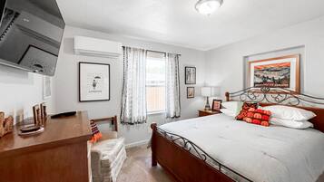 3 quartos, ferros/tábuas de passar roupa, Wi-Fi, roupa de cama