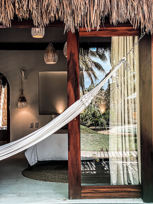 Bungalow Deluxe, balcon, vue piscine