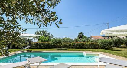 Gorgeous home in Loc. Avenale, Cingoli