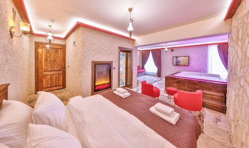 Noble Crown Stone House Cappadocia