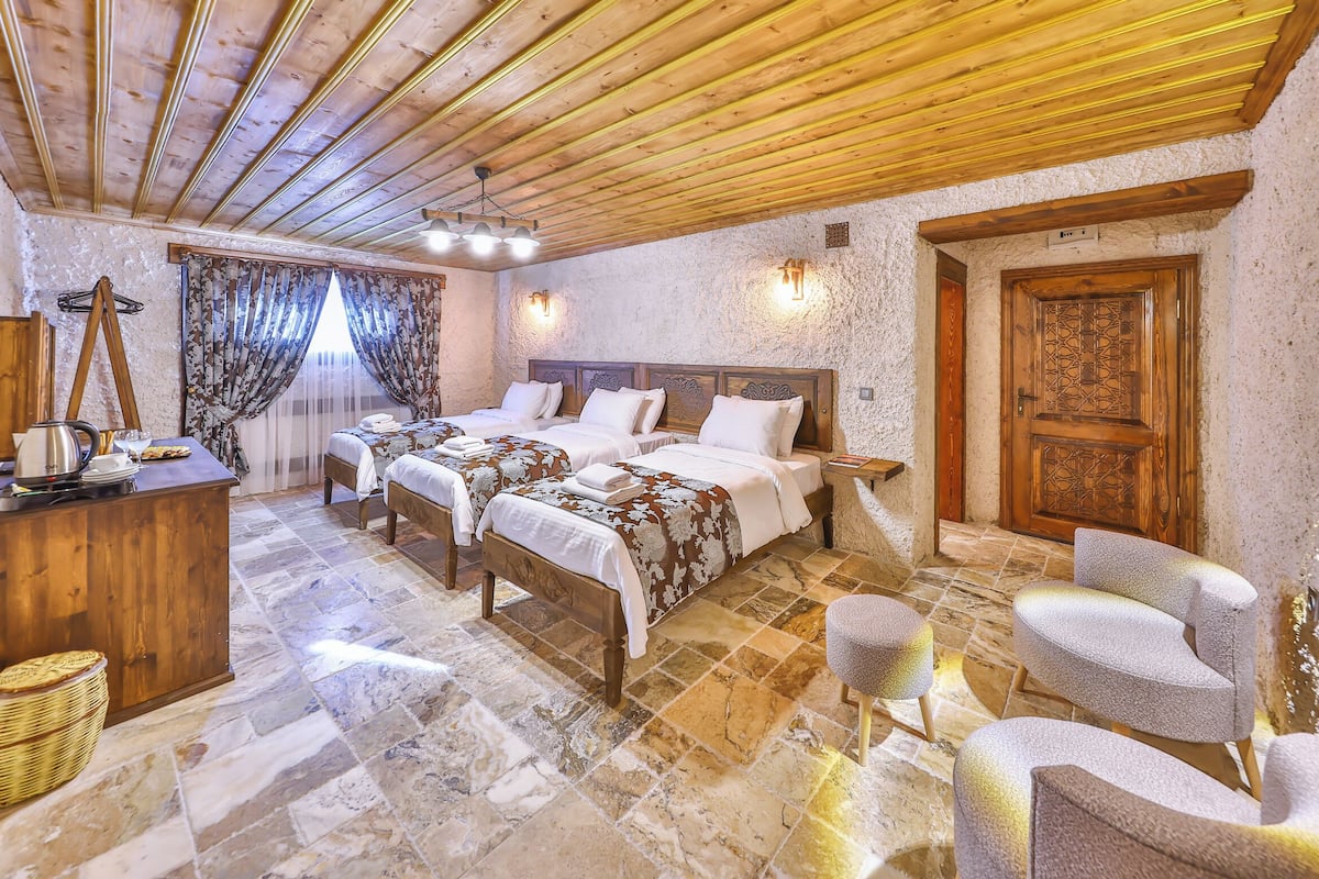 Economy Triple Room | Egyptian cotton sheets, premium bedding, memory-foam beds