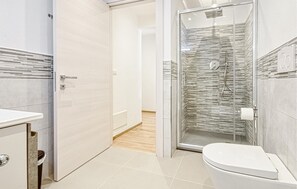 Douche, séchoir à cheveux