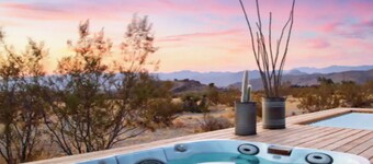 ★★★★★Lumen Airstream Retreat RAFTSkiHIKE ΩHottubΩ