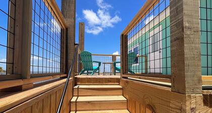 Escape to Pelican's Perch on Mobile Bay w/ Beach & Pier! Great Golfing Nearby!