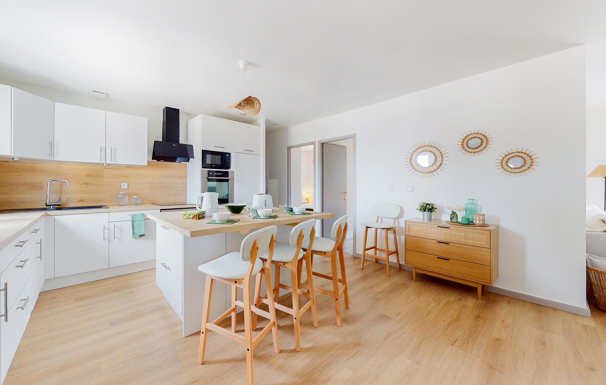 Kühlschrank, Mikrowelle, Ofen, Geschirrspüler