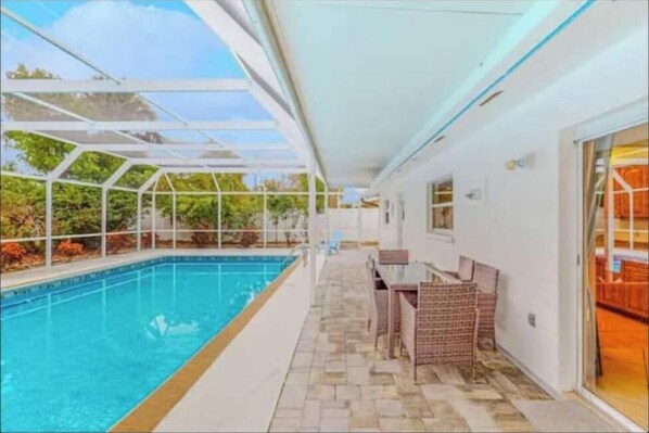 Pool - Azul Oasis of Bradenton (Bradenton)