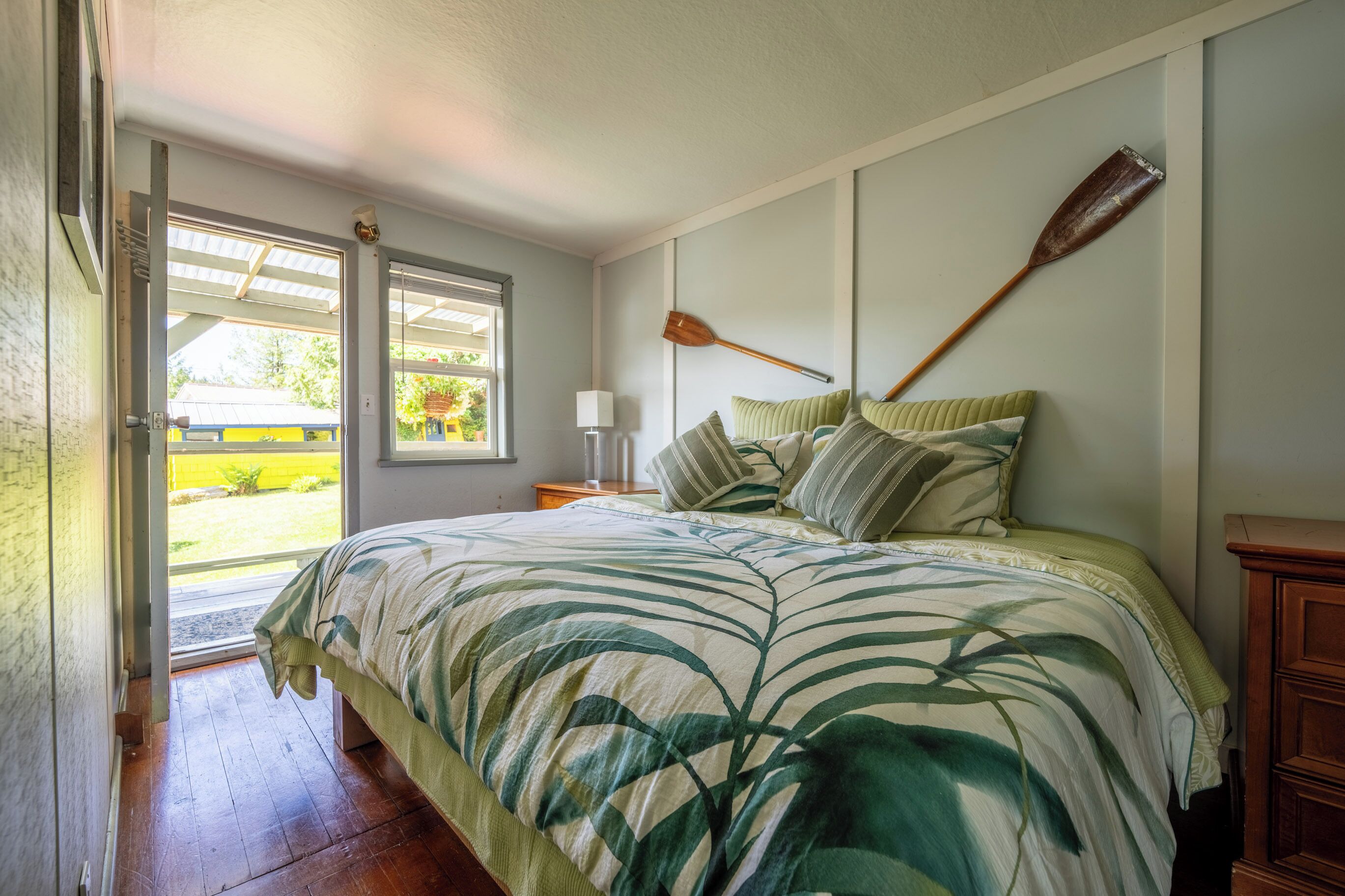 Deluxe Room, Fireplace, Oceanfront | Laptop workspace, free WiFi, individually decorated