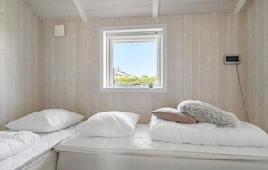 3 bedrooms, travel cot, free WiFi - Stunning home in Haderslev with WiFi (Haderslev)