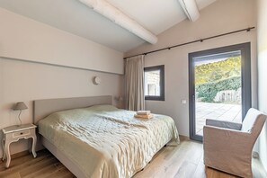 6 soverom, strykejern/-brett, reiseseng for barn og wi-fi