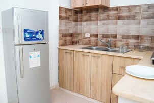 Apartamento básico, balcón | Cocina privada