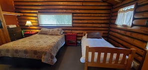 1 quarto, Wi-Fi de cortesia, roupa de cama