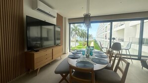 Living area - ARIA OCEAN 315 (Nuevo Nayarit)