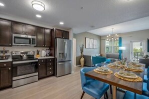 Fridge, microwave, stovetop, dishwasher