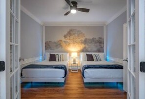 3 bedrooms, desk, iron/ironing board, travel cot