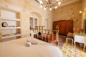 1 makuuhuone, silitysrauta/-lauta, ilmainen Wi-Fi, vuodevaatteet