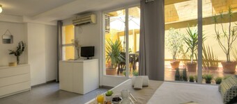 SingularStays Botanico Room Terrace III