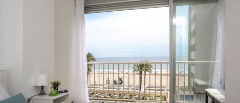 2 makuuhuonetta, Wi-Fi, vuodevaatteet