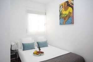 2 bedrooms, WiFi, bed sheets