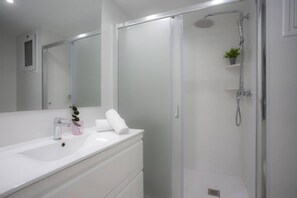 Shower, hair dryer, towels - SingularStays Cullera V (Cullera)