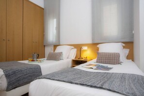 3 bedrooms, WiFi, bed sheets